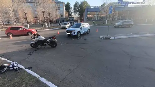 В Иркутской области женщина сбила мотоциклиста с ребенком