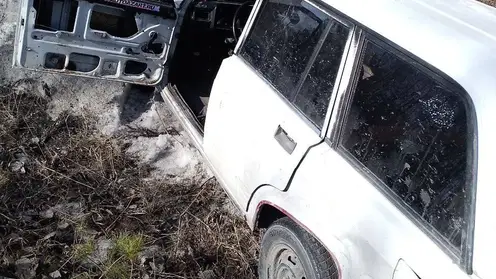 Лесособирский полицейский расстрелял колеса пьяному водителю