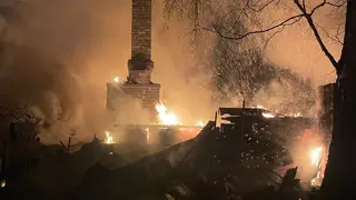 В Емельяновском районе из-за неправильной эксплуатации печи при пожаре погиб пенсионер