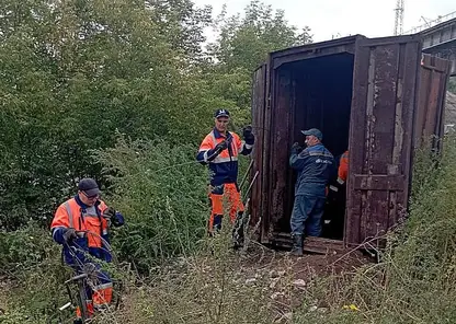 В Красноярске на Маерчака незаконные ассенизаторы сливают содержимое септиков и выгребных ям