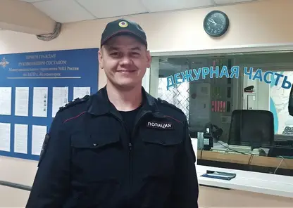 В Железногорске полицейский предотвратил пожар на территории частного дома