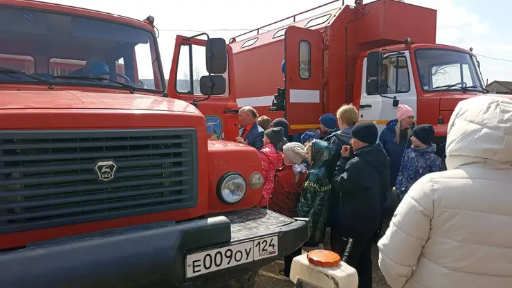 Более 200 жителей присоединились к акции «Лесопожарный автопатруль» на юге края