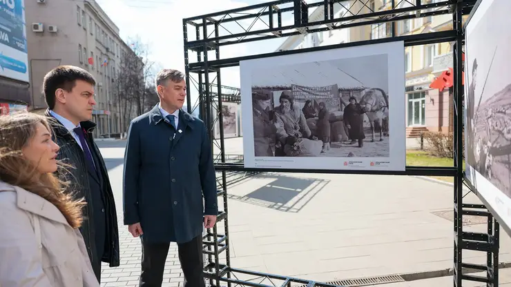 В Красноярске начала работу фотовыставка к 79-й годовщине Великой Победы