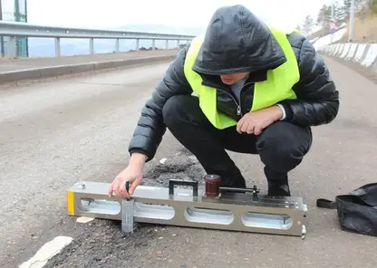 Красноярские дороги, как решето: подрядчиков обязали ремонтировать полотно за свой счет