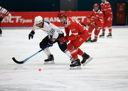 Хоккеисты «Енисея» на своем льду уступили «Байкал-Энергии»