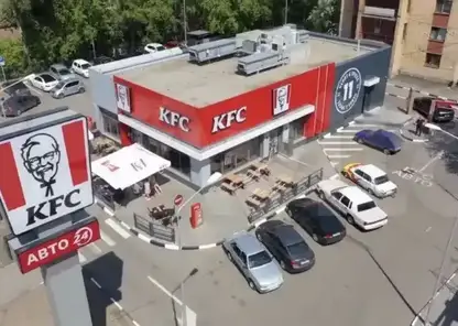 В Красноярске здание KFC на «Космосе» продают за 120 млн рублей