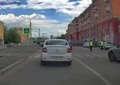 В Красноярске женщину сбили на пешеходном переходе