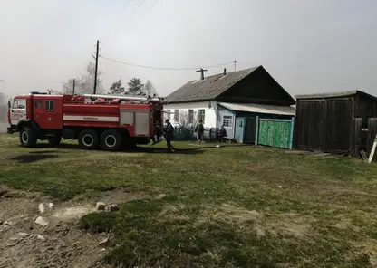 Шесть пожарных пострадали при тушении пожаров в Красноярском крае