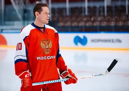 Легенда мирового и отечественного хоккея Павел Буре прилетит в Норильск