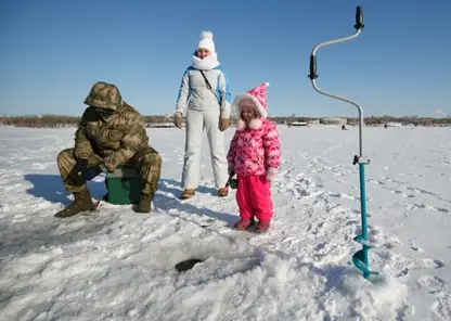 Во Владивостоке с 20 февраля запретят выходить на лед