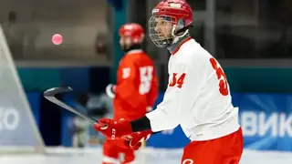 ХК «Енисей» из Красноярска сыграл вничью с кировской «Родиной» ХК «Енисей» из Красноярска сыграл вничью с кировской «Родиной»