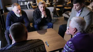 Депутаты из Красноярского края провели выездное совещание в селе Хатанга по ситуации с дефицитом топлива Депутаты из Красноярского края провели выездное совещание в селе Хатанга по ситуации с дефицитом топлива