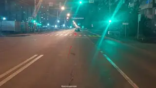 В Красноярске двое детей из-за собственной невнимательности угодили под колеса автомобилей В Красноярске двое детей из-за собственной невнимательности угодили под колеса автомобилей