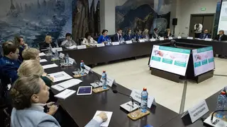 Более 100 тысяч родителей из Красноярского края поучаствовали в акции «Большое родительское собрание» в этом году Более 100 тысяч родителей из Красноярского края поучаствовали в акции «Большое родительское собрание» в этом году