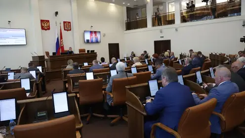 «Визитной карточкой созыва стало умение находить компромиссы по сложным вопросам»: Алексей Додатко подвёл итоги работы текущего созыва