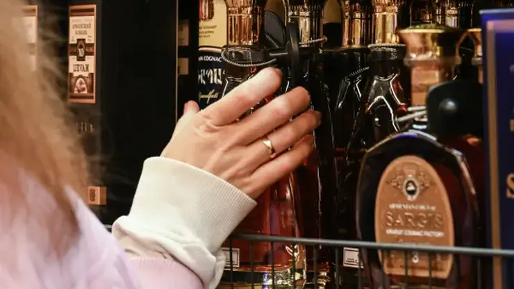 Хакасия и Иркутская область оказались в числе регионов-лидеров по сокращению употребления алкоголя в РФ