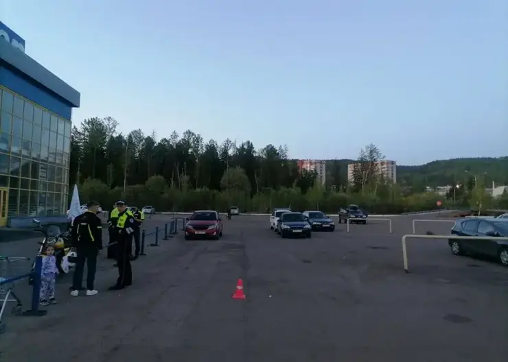 Водитель сбил семилетнюю девочку в Железногорске и скрылся с места ДТП