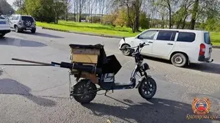 Легковушка сбила пенсионера на электровелосипеде в Зеленогорске (видео)