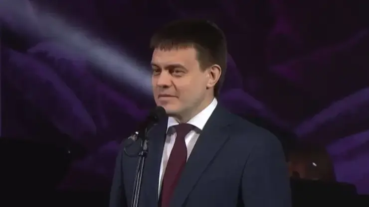 Губернатор Красноярского края поздравил женщин с 8 марта