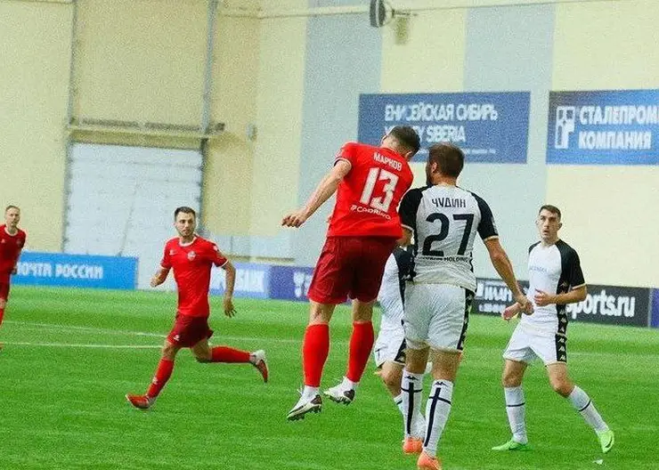 Футбольный клуб «Енисей» вновь сыграл вничью на домашнем стадионе