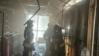 В Красноярском крае два человека погибли во время ночного пожара в частном доме В Красноярском крае два человека погибли во время ночного пожара в частном доме