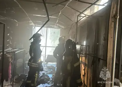 В Красноярском крае два человека погибли во время ночного пожара в частном доме