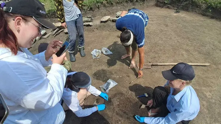 На Алтае обнаружены артефакты кыргызской культуры IX-X веков