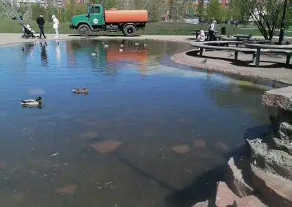 В Красноярске пруд имени 400-летия города наполнили водой