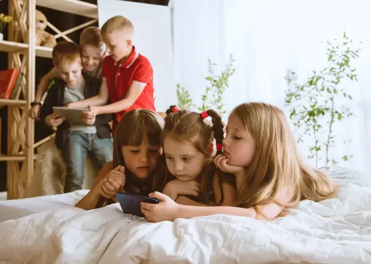 Проблемы и перспективы по мерам поддержки многодетных семей в Красноярском крае: полный гид по всем льготам от государства в 2025 году