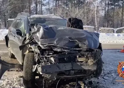 Лоб в лоб. Под Иркутском женщина выехала на встречку и врезалась в Subaru. 2 погибших и 1 пострадавший