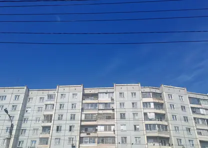 В Красноярском крае судебные приставы помогли женщине заселиться в унаследованную квартиру, в которую ее не пускала родная сестра