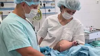 В Красноярске полугодовалой девочке пересадили кожу после ожогов от обогревателя