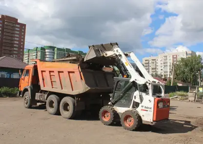В Красноярске дорожники начали ремонтировать ул. Седова