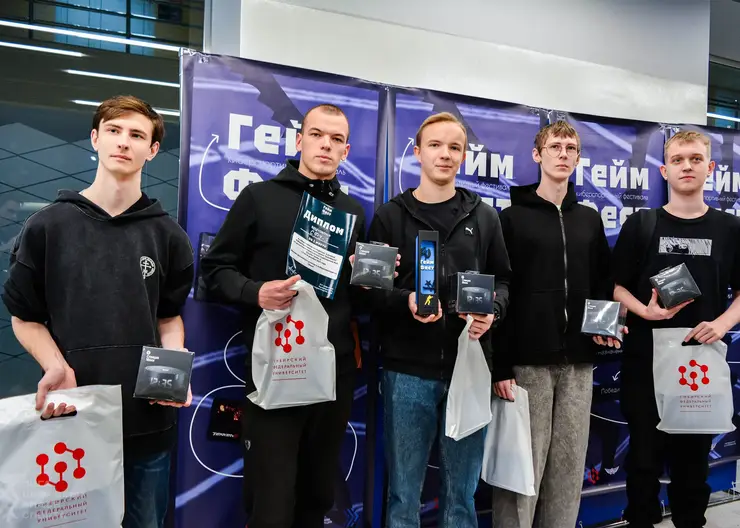 Красноярские киберспортсмены забрали две медали за игру в Counter-Strike 2 на всероссийском турнире