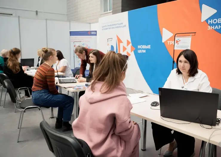Более 460 работодателей Красноярского края поучаствовали в региональной программе субсидированного найма