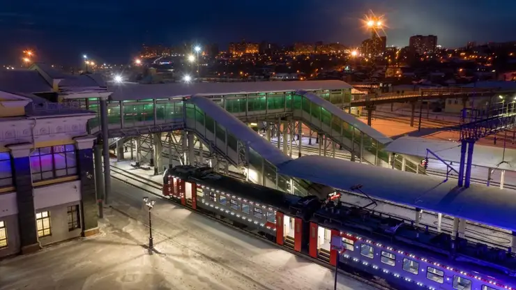 В Красноярске запущена «сияющая» электричка