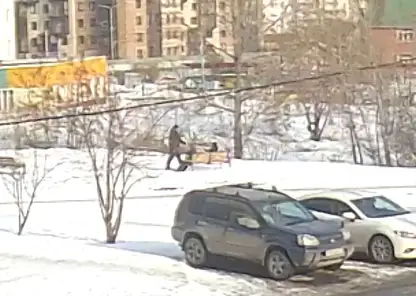 Красноярец предстанет перед судом за избиение школьников на детской площадке