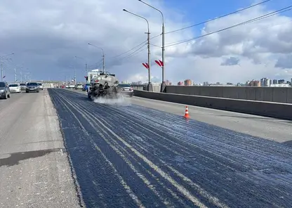 На Коммунальном мосту в Красноярске частично отключили дорожные камеры