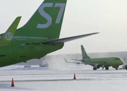 Самолет S7 вернулся в аэропорт Новосибирска из-за технической неисправности