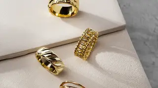 В Красноярском крае бывшая сотрудница ломбарда украла золото клиентов и продала его через интернет