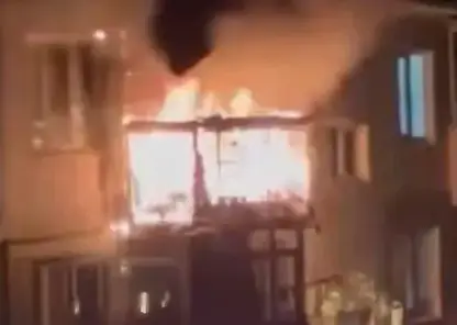 Дети запустили фейерверк в чужой балкон во Владивостоке. Квартира сгорела