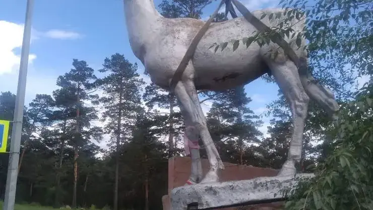 Скульптуру оленя на Агинском тракте в Чите отправили на реставрацию