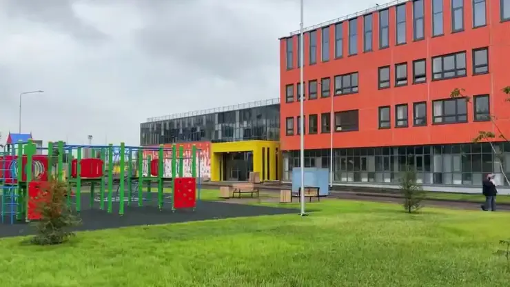 Новая школа в Железнодорожном районе Красноярска готова принять учеников 1 сентября