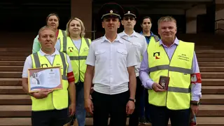 Дружинники-металлурги получили награды от МВД