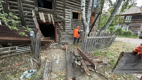 Аварийные дома начали сносить в Красноярске