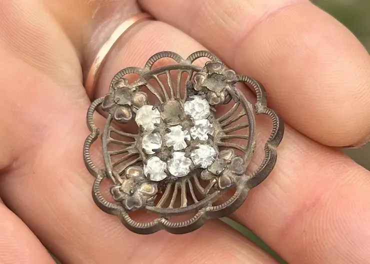 В Красноярске на острове Татышев нашли уникальные артефакты XIX века