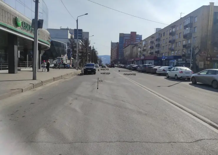 12-летняя девочка попала под колёса автомобиля в центре Красноярска