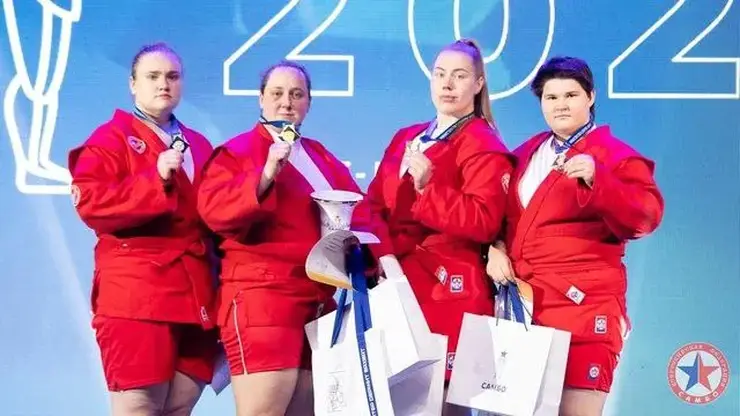 Самбисты из Красноярска взяли медали на первенстве страны