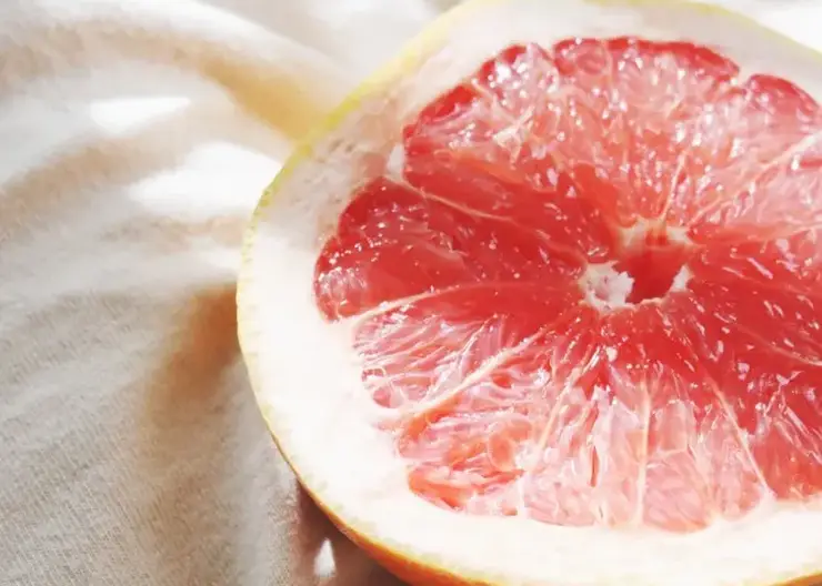 Помощник в похудении. Красноярцам рассказали о пользе грейпфрута