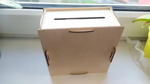 Красноярец обчистил чужую копилку, чтобы отыграться на ставках